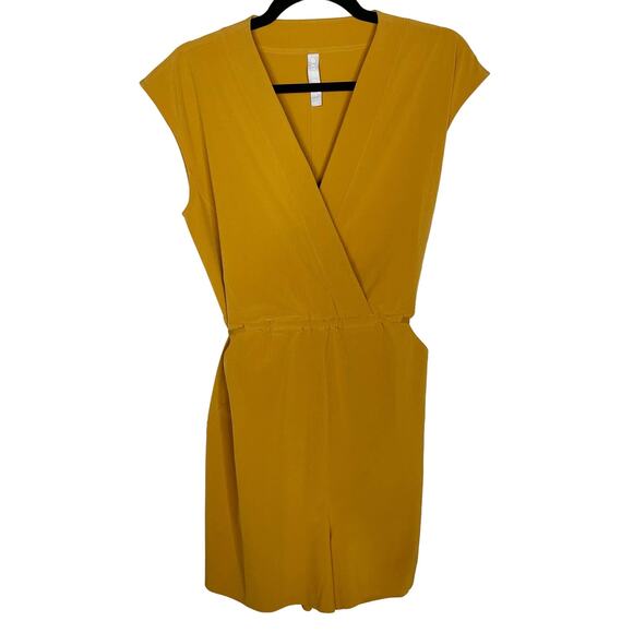 Athleta S Yellow Tuscan Gold Marlow Romper Featherweight Stretch Woven Faux Wrap - Picture 1 of 12